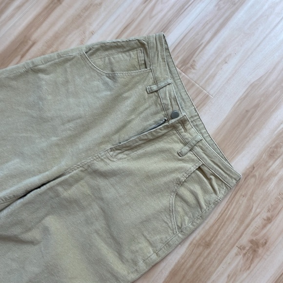 Great condition velvet jeans from SHEIN - Picture 3 of 7